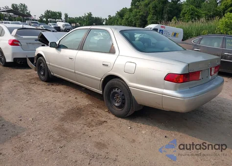 2001 Toyota Camry Le из США, поврежденный, VIN 4T1BG22K91U108962